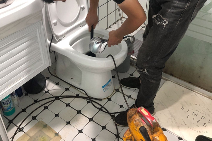 乌尔禾疏通下水道