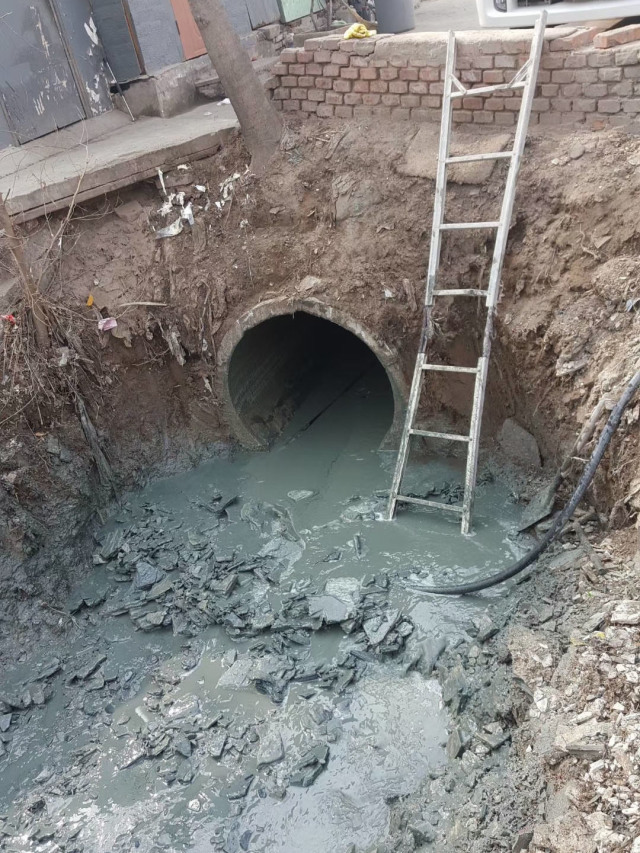 乌尔禾管道清洗