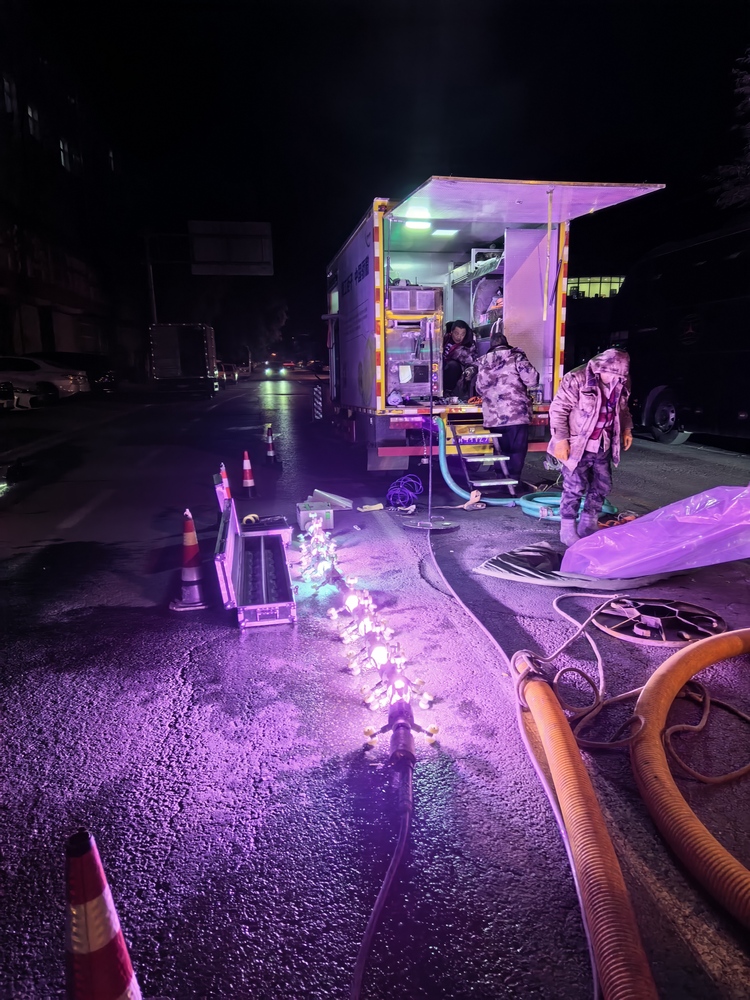 乌尔禾管道非开挖修复