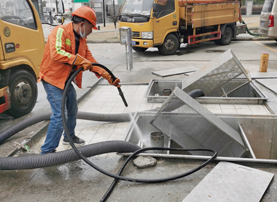 乌尔禾隔油池清理